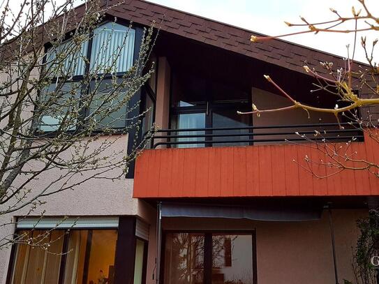 Wunderschönes, exklusives Reihenendhaus in idyllischer Lage mit Garten sucht neue Bewohner
