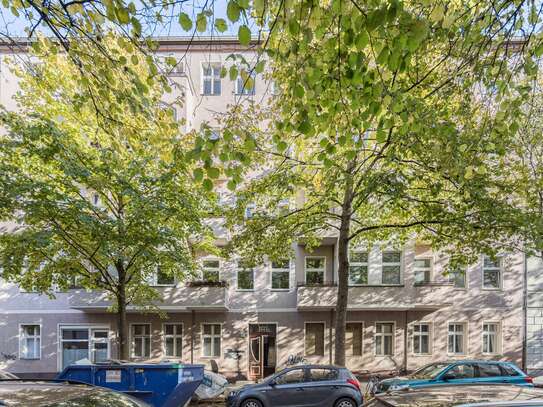 Vermietete Hochparterre-Wohnung im ruhigen Seitenflügel in Berlin-Schöneberg