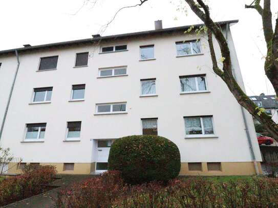 WRS Immobilien - FFM-Oberrad - 3 Zimmer Wohnung mit EBK und großem Balkon