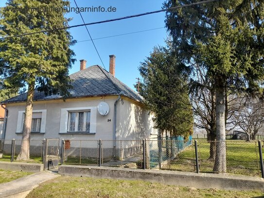 Einfamilienhaus in einem kleinen Dorf im Komitat Somogy zu verkaufen