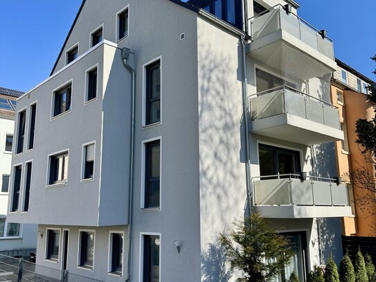 Zentrumsnahe Erdgeschosswohnung mit 2,5 Zimmern und Blick ins Grüne! (KfW55)