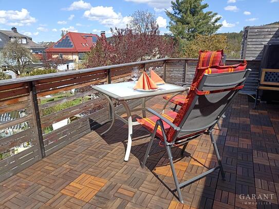 Modernisierte Doppelhaushälfte mit großer Terrasse in Naila !