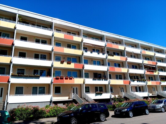 Schöne 3 Zim. Wohnung mit sonniger Balkon zur Miete