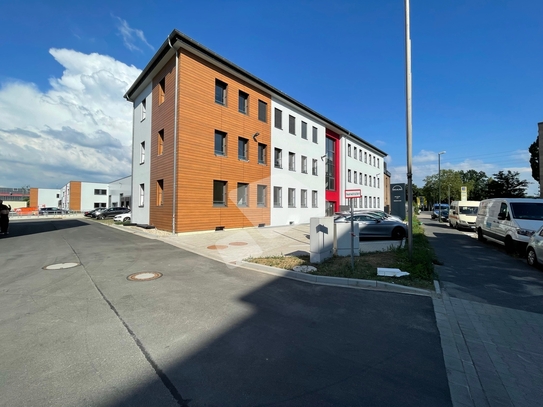 Büroflächen und Hallenflächen im Gewerbepark Werstener-Kreuz