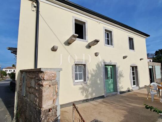 Authentisches Steinhaus mit Garten, Dobrinj - Insel Krk