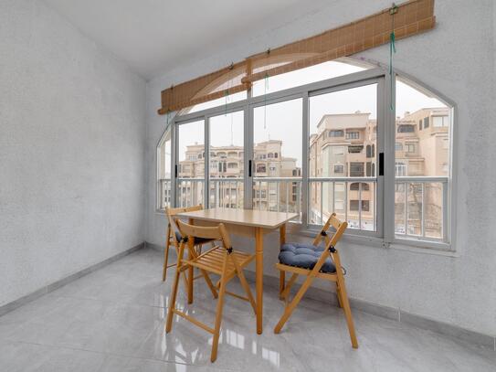 Apartment in Torrevieja with 1