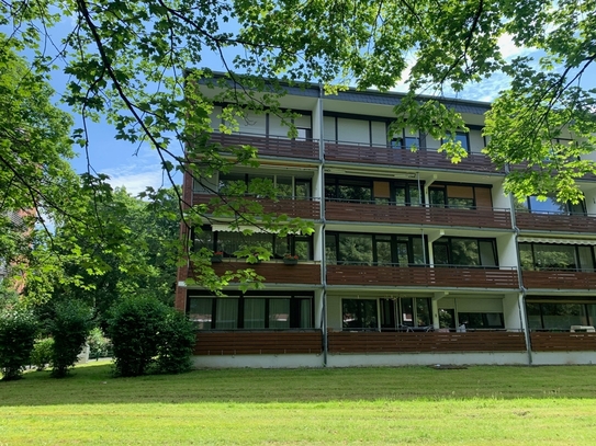 SANKT AUGUSTIN schöne, helle 2 Zimmer-Eigentumswohnung mit ca. 64 m² Wfl. Küche, Diele, Bad, Balkon.