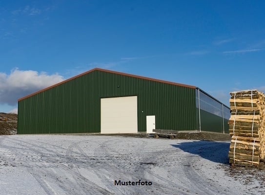 Zimmereihalle mit Remise - provisionsfrei