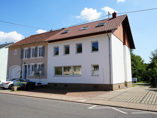 Kernsaniertes Einfamilienhaus in beliebter Lage von Saarlouis-Beaumarais zum Erstbezug