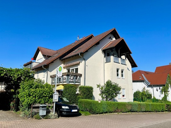 Vermietete 2-Zimmer Maisonette-Wohnung mit TG- und Außenstellplatz in schöner Lage von Staufenberg!