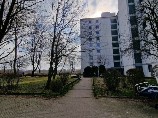 Großzügige (vermietete) Eigentumswohnung in Norderstedt mit opt. Tiefgaragenstellplatz