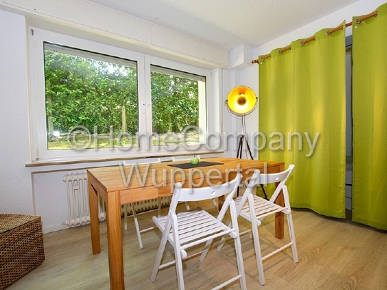 Geschmackvolles Apartment mit neuem Badezimmer und DSL-Wifi in Solingen-Gräfrath