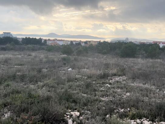 Grundstück in toller Lage mit Baugenehmigung, Vodice