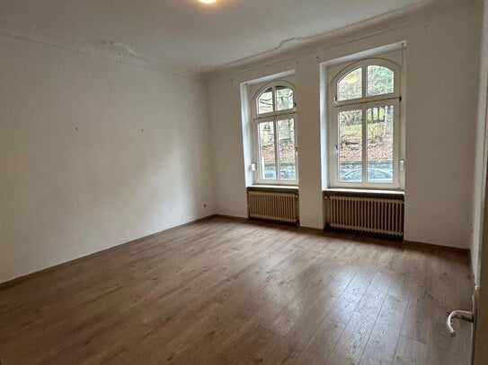 Großzügige Altbauwohnung in Wuppertal-Oberbarmen – Ideal für Paare, Senioren oder Singles!