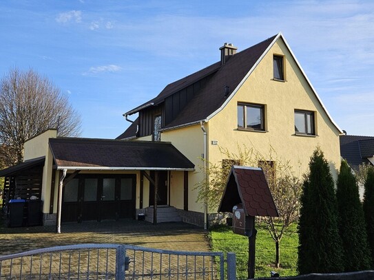 Freistehendes Einfamilienhaus mit Dachterrasse