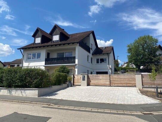 Das vielseitige 3-Fam.-Traumhaus mit Baureserve - Bestlage in Hersbruck – Unverbaubarer Fernblick