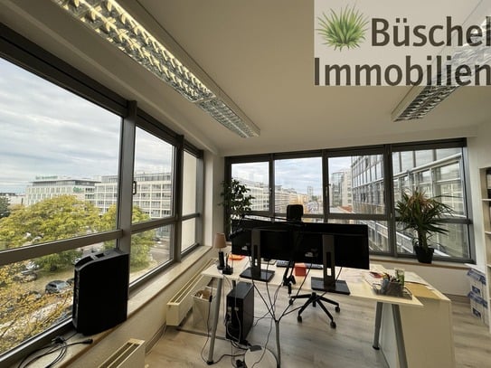 Exklusives & modernes Office – Arbeiten mit Aussicht