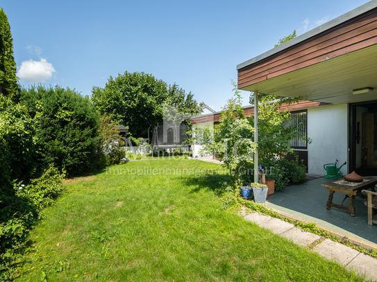 MÜNCHNER IG: Bungalow - Bestlage zur Sanierung oder Neubau für ca. 480 qm Wfl.!