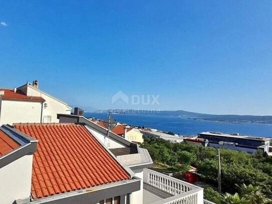 CRIKVENICA, ZENTRUM - Apartment mit Meerblick in toller Lage! GELEGENHEIT!