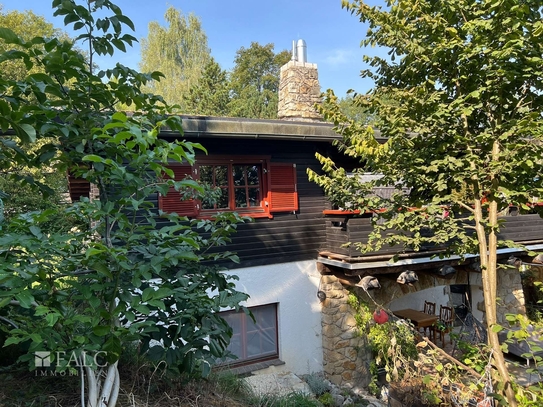 Charmantes Chalet am Waldrand mit viel Licht und wunderschönem Ausblick - ein Leben wie im Urlaub