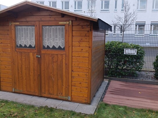 Neuwertiges RMH mit Terrasse, Garten und zwei überdachten Parkhausstellplätzen in MA-Waldhof