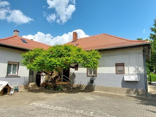 Einfamilienhaus mit Gästeapartment im Villenvirtel von Keszthely