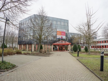 Krefeld "Gewerbepark Fichtenhain" Büro- und Hallenflächen zu vermieten.