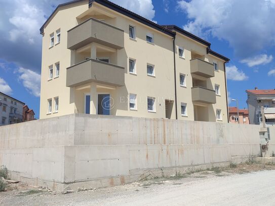 Wohnung Marinići, Viškovo, 104m2