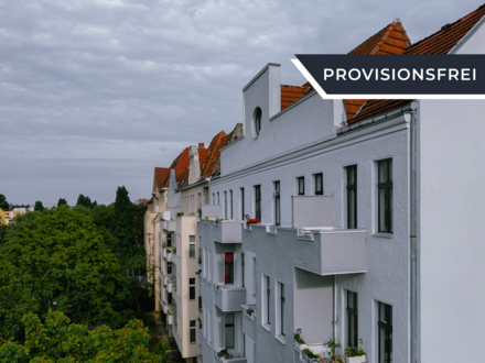 Vermietete 2-Zimmerwohnung mit Balkon in modernisiertem Altbau