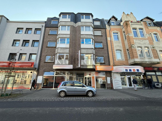Moderne Praxis im Fußgängerzentrum von Moers – 4 Zimmer, Aufzug & Balkon