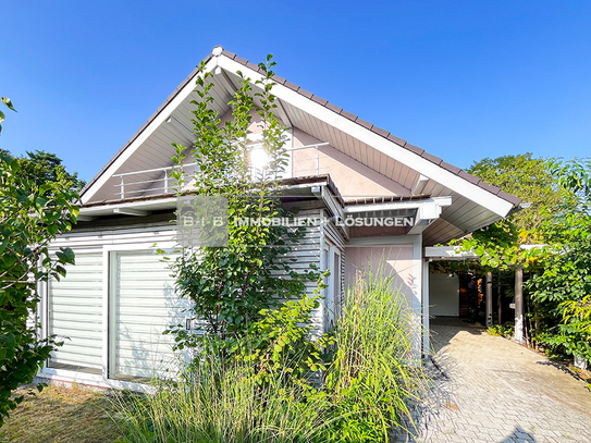 Architektenhaus in Wernsdorf mit Blick auf den Krossinsee