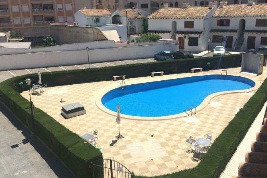 Bungalow in Torrevieja with 3