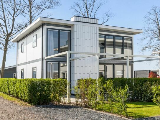 Wunderschönes Ferienhaus am Wasser im Europarcs Bad Hulckesteijn (2324)