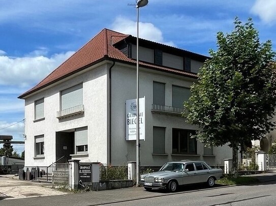 Villenähnliches Haus in Völklingen – Büro/Praxis- und Wohnräume in perfekter Kombination