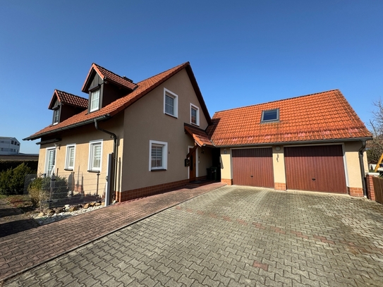 Sehr schönes, lichtdurchflutetes Einfamilienhaus in ruhiger Wohnlage von Mitterteich zu verkaufen