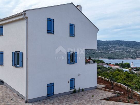 INSEL CRES, CRES - Apartment mit Garten, Parkplatz und Meerblick