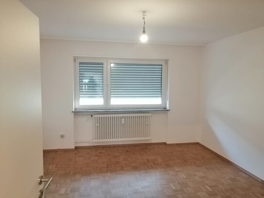 Süße Traumwohnung - renoviert, in Bahnhofsnähe!