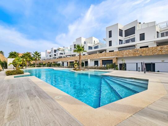 Apartment in Orihuela Costa with 3