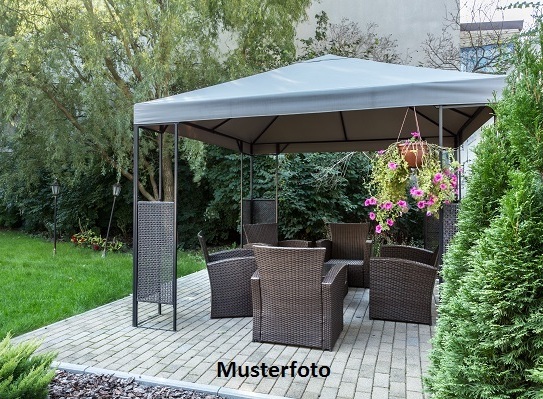 ++ Freistehendes Einfamilienhaus mit Terrasse und Garage ++