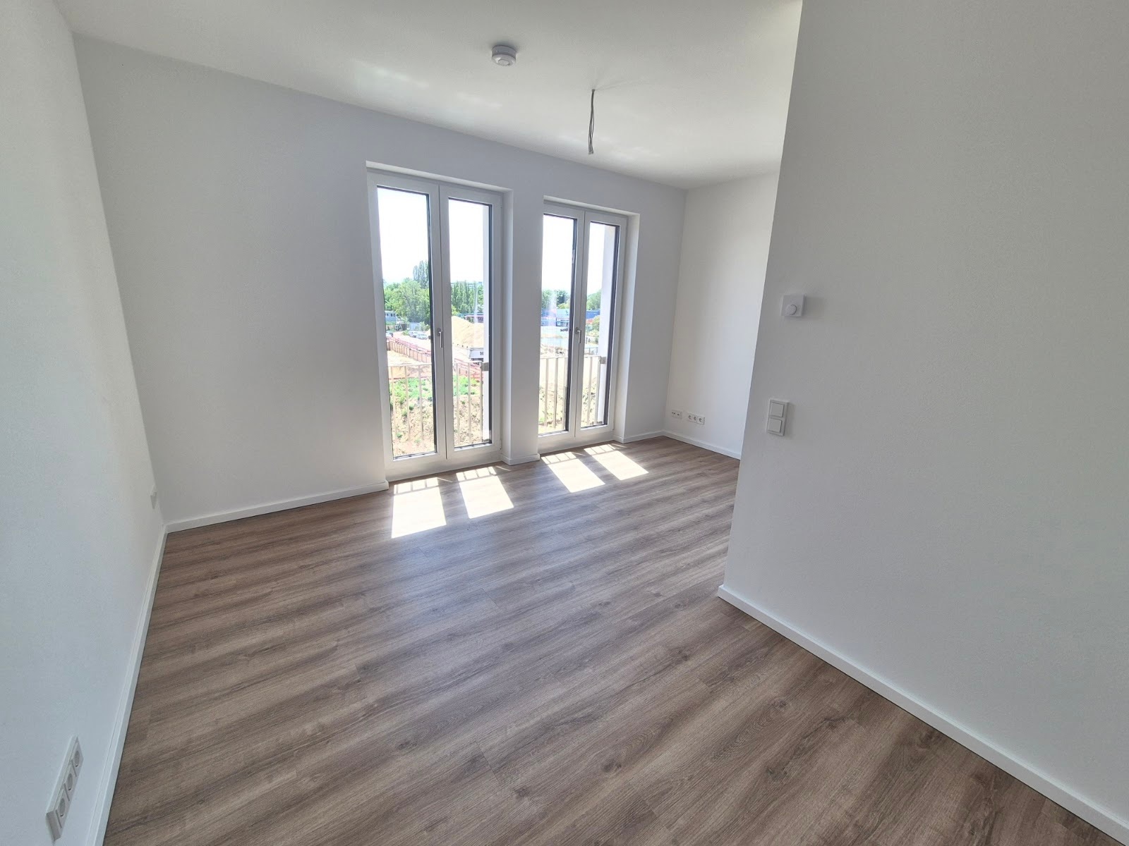 Seniorenwohnung ab 55 Jahren im WohnAktiv Haus an der Waterkant / WBS mit besonderem Wohnbedarf - Photo 1