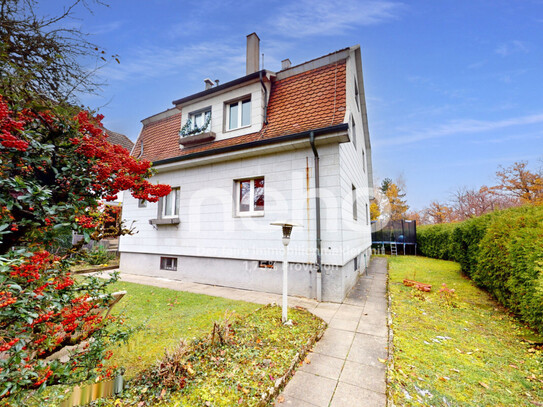 Rohdiamant in Stuttgart-Sonnenberg! 1-2 Familenhaus mit schönem Garten