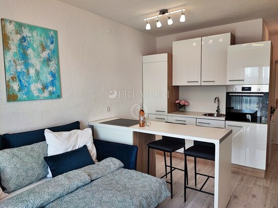 Malinska, möbliertes, renoviertes Studio-Apartment mit Meerblick!