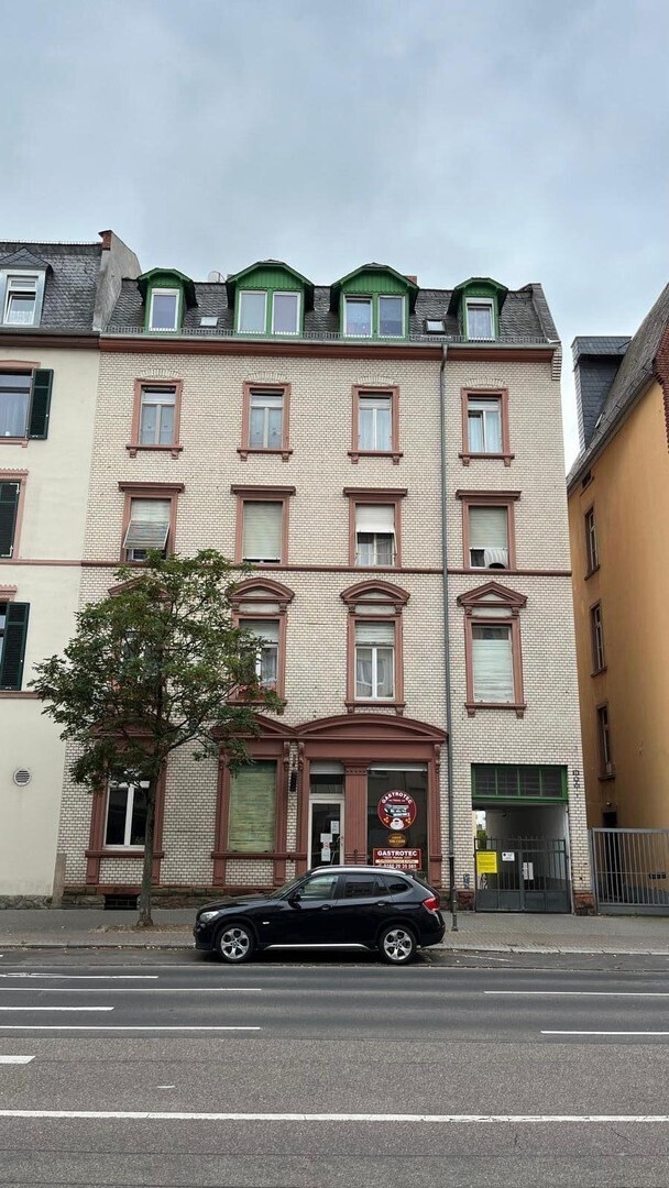                                                               Lamboy: 5 Zimmer in ruhigem Hinterhaus                                                       in Hanau (Main-Kinzig-Kreis)
