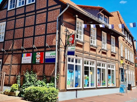 Geschäftsräume im historischen Fachwerkhaus in zentraler Toplage von Neustadt