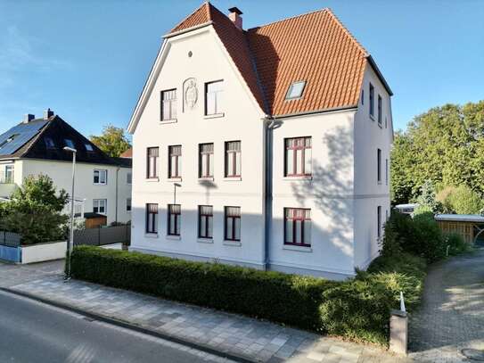 Zum Verlieben schön: Eine Villa - viele Möglichkeiten mitten im Herzen der Kernstadt