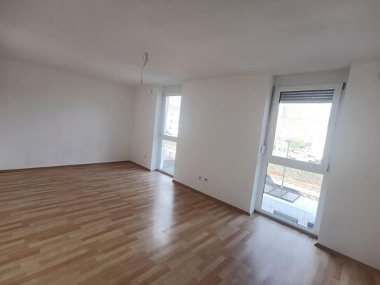 Bezugsfertige und barrierefreie 3-Zimmer-Wohnung mit Balkon und EBK, provisionsfrei