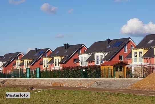 Reihenmittelhaus mit Garage