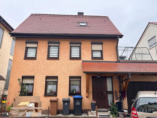 Ein freistehendes Einfamilienhaus in zentraler Lage