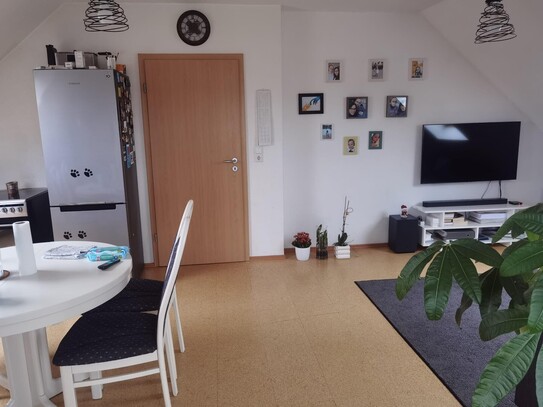 Geschmackvolle, gepflegte 2 - Zimmer-DG - Wohnung in Lahr/Schwarzwald