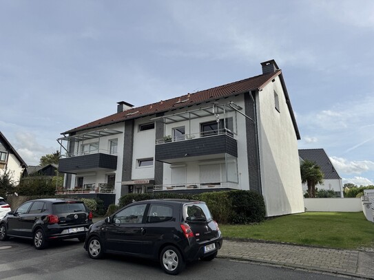 Helles Erdgeschoß Appartement mit großem Balkon in Düsseldorf-Unterbach